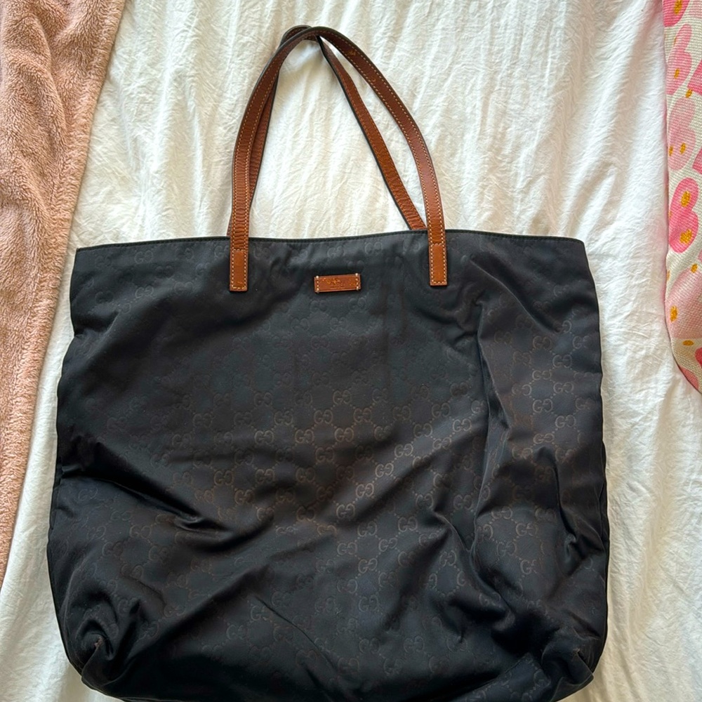 Gucci canvas tote- GG pattern